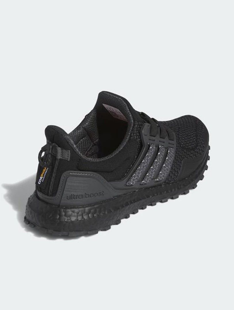 Adidas ultra sales boost atr carbon