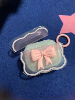 (Category: ) located in . Submitted by __phoebeee (Listing ID 1280940088, Image 1). Description: .
