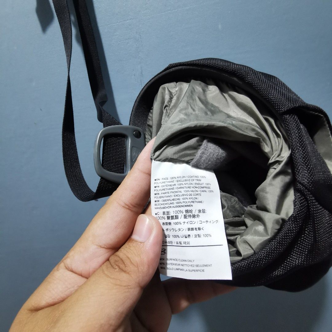 Arcteryx Quiver Bucket / Chalk Bag, Men's Fashion, Bags, Belt bags