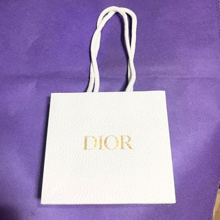 (Category: ) located in . Submitted by vanityboutique (Listing ID 1280783670, Image 1). Description: .