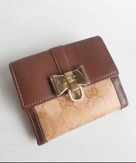 (Kategori: ) berada di . Dikirim oleh lusianacalysta (ID iklan 1280958835, Gambar 1). Deskripsi: .