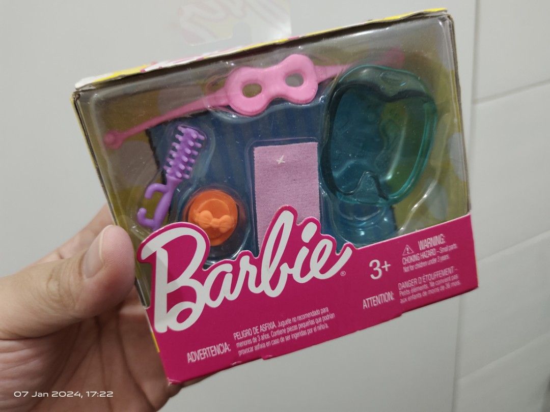 Barbie store spa salon