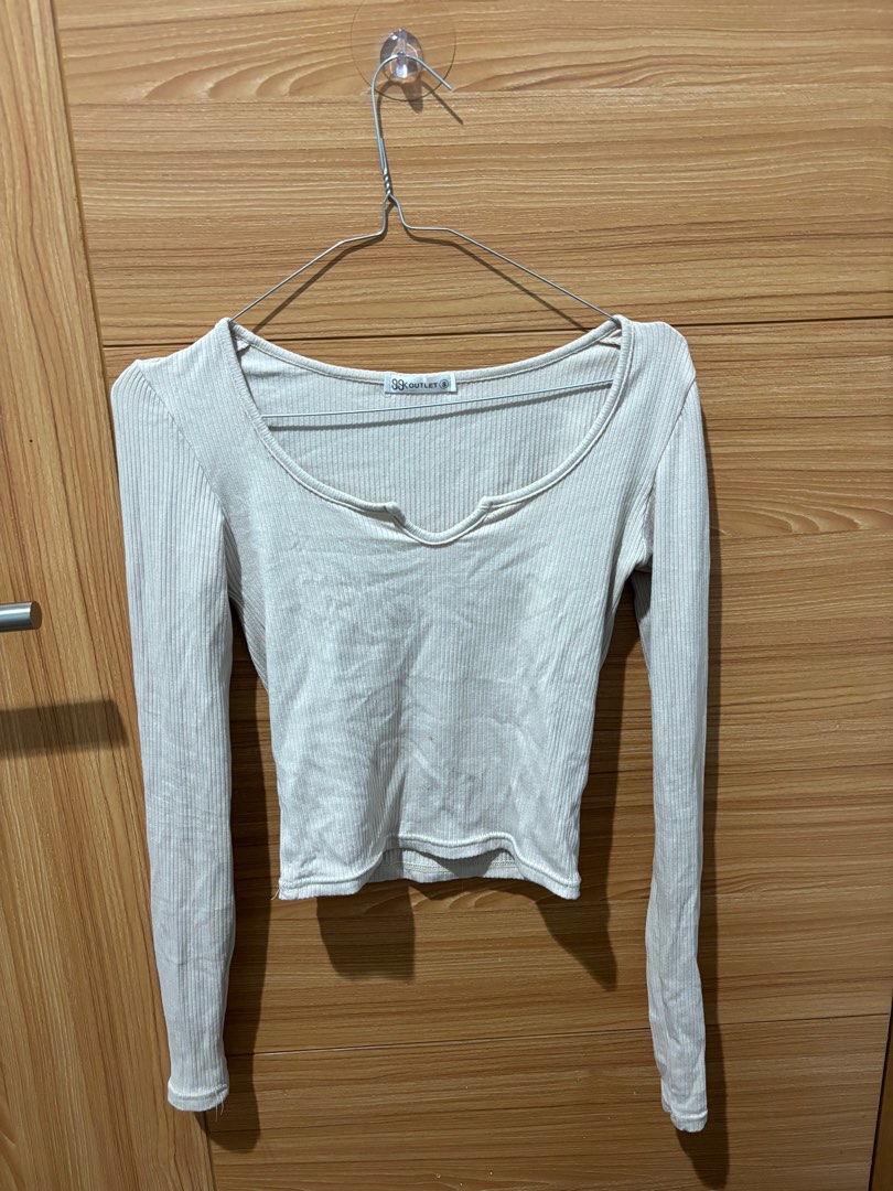 Beige Long Sleeve Crop Top - 99koutlet, Fesyen Wanita, Pakaian Wanita ...