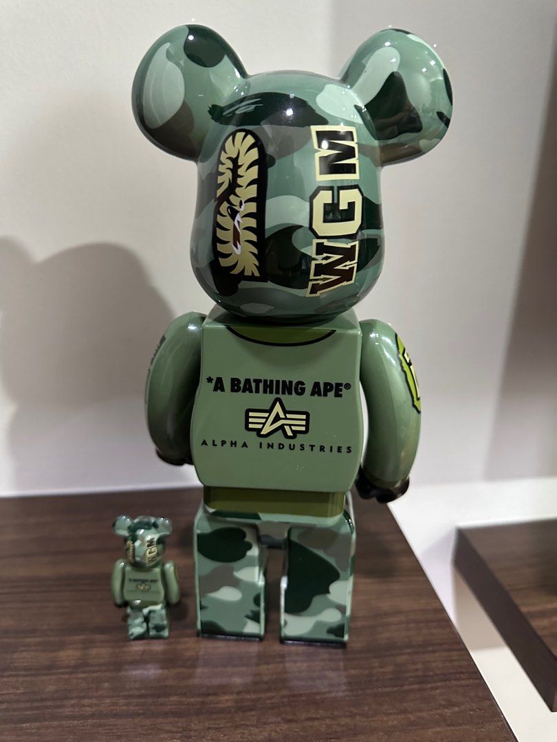 その他 Be@rbrick Bape Alpha 400% &amp; 100% Bearbrick Bape (R) x Alpha Camo Shark 2023 100% & 400% Set - US