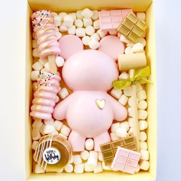Big Bear Cake Molder (Category: Bakeware) located in Urdaneta. Submitted by ecom0m (Listing ID 1280867299, Image 1). Description: Best for Chocolate Smash.