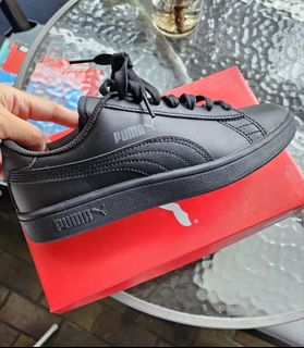 Puma plain cheap black shoes