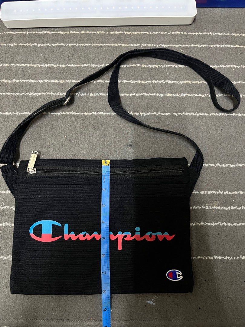 Champion script sling 2024 bag