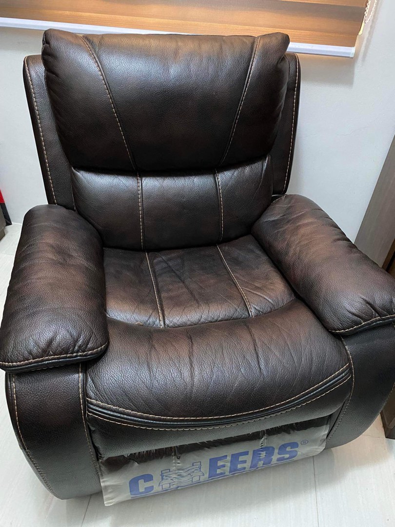 Cheers Reclining Sofa / LazyBoy, Furniture & Home Living, Furniture