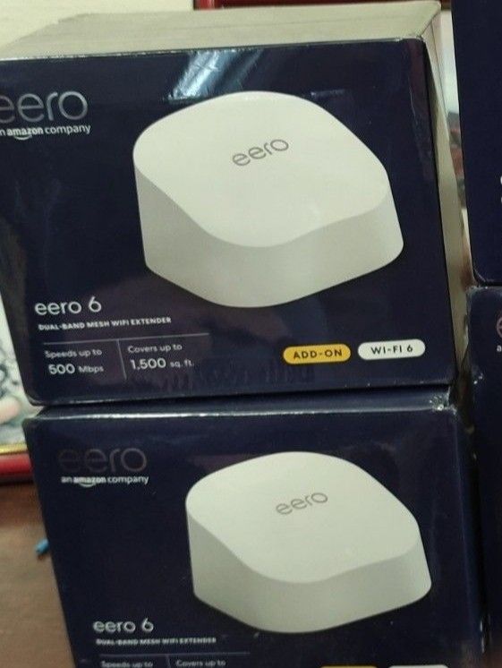   eero 6 dual-band mesh Wi-Fi 6 extender
