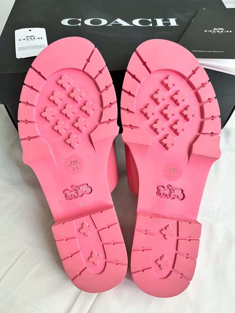 Coach piper sandal pink Fesyen Wanita Sepatu di Carousell