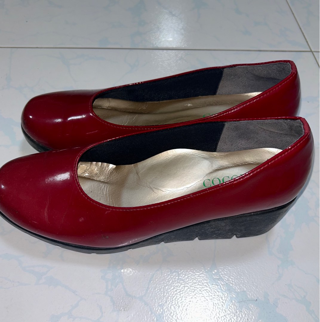 Red and silver pumps top