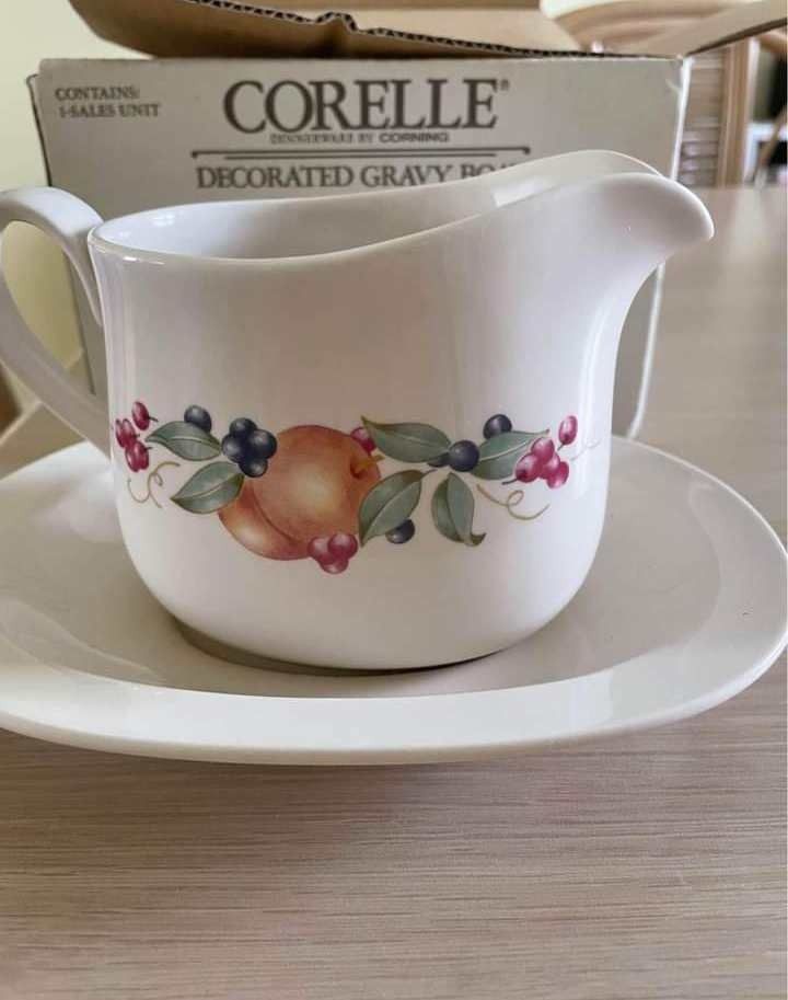 Corelle Gravy Boat with Saucer, Furniture & Home Living, Kitchenware