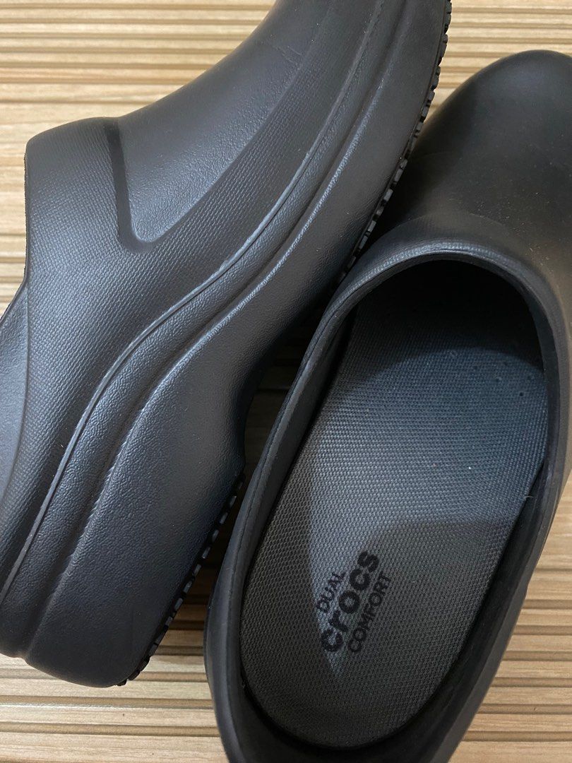 Black crocs new arrivals womens 7