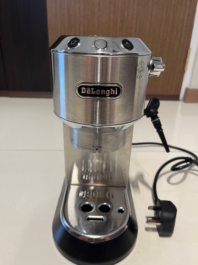 Delonghi Dedica EC685 (Well used, steam wand modded) Comes with full