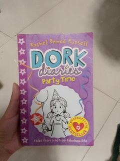 Dork Diaries Party Time by Rachel Renee Russell