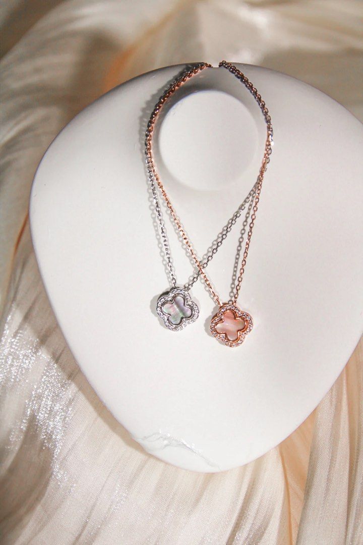 ELLAIE Laine Double Sided Clover Necklace S925 SILVER Women s