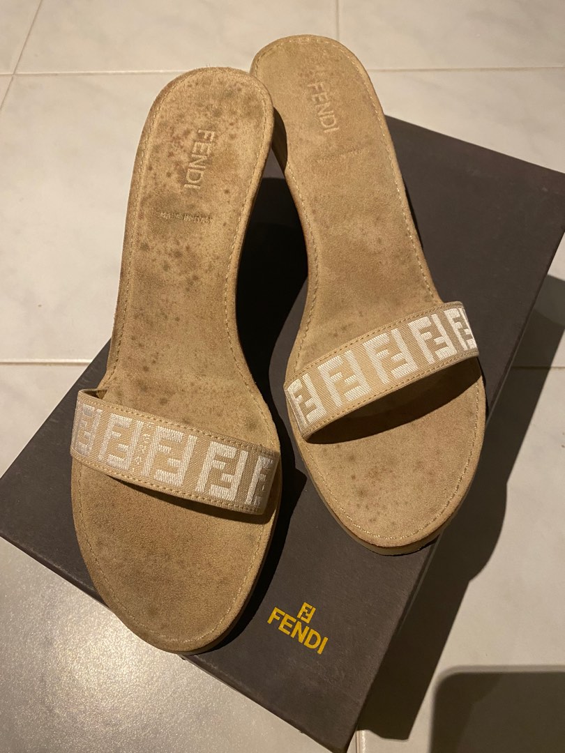 Fendi logo 2025 print velvet slides