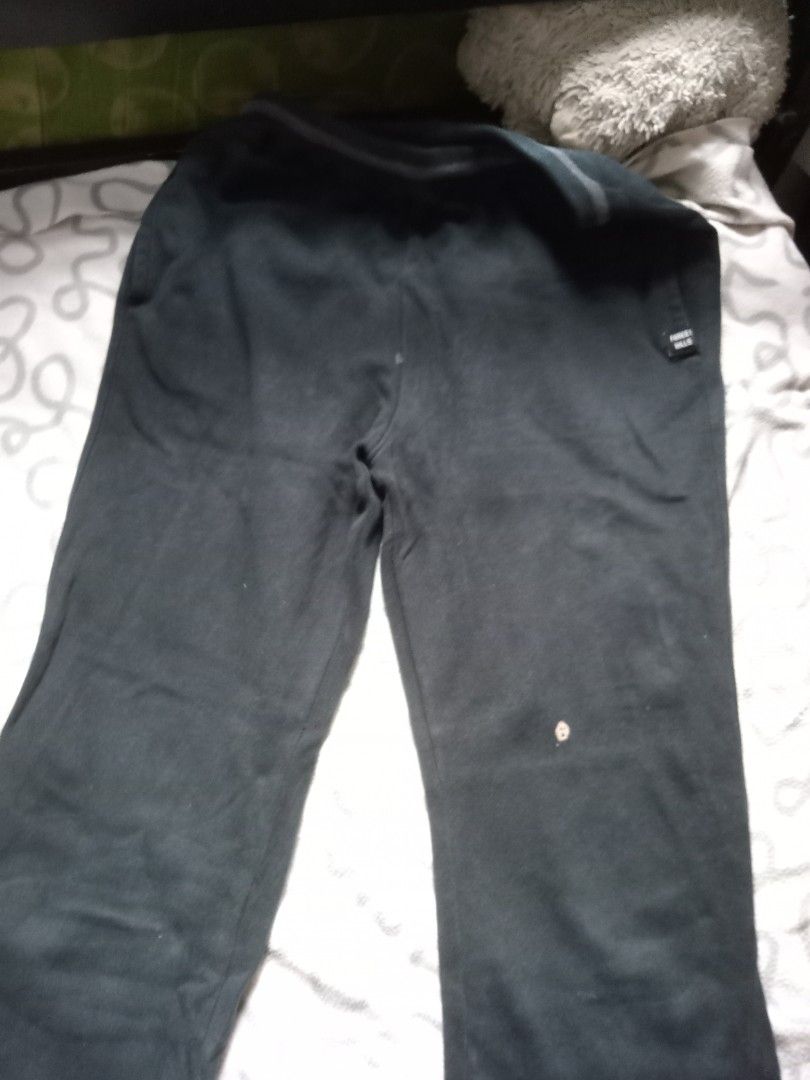 Hill sweatpants store