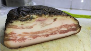 Guanciale (italian pork cheek bacon)