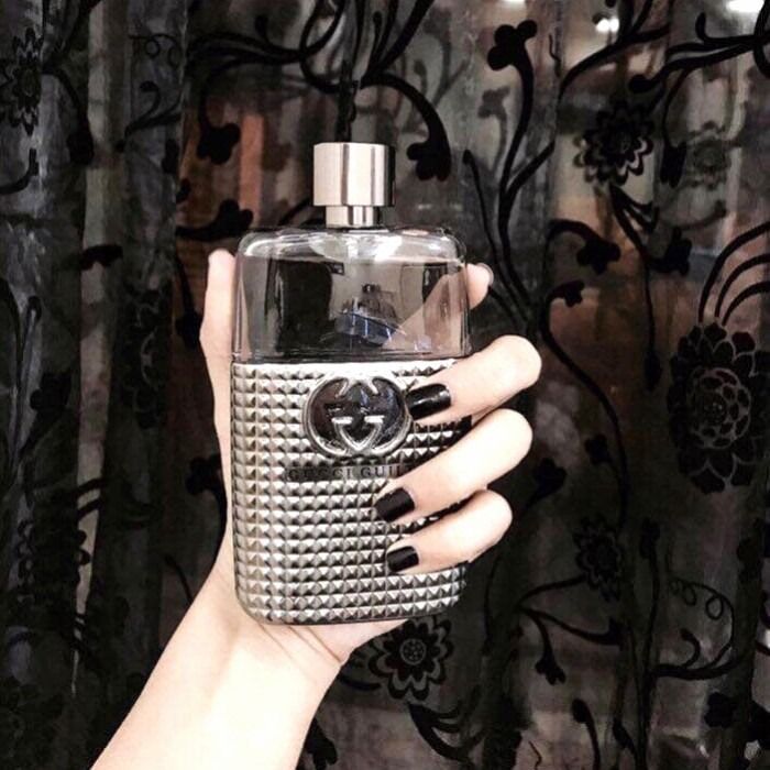 Wangi gucci guilty top