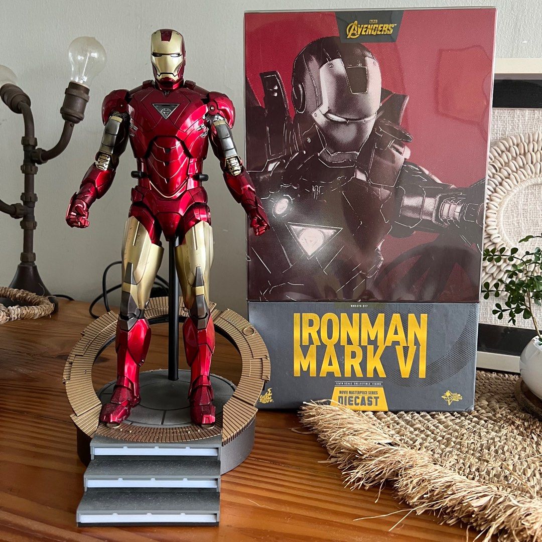 Hot Toys MMS378D17 The Avengers Iron Man Mark VI DIECAST