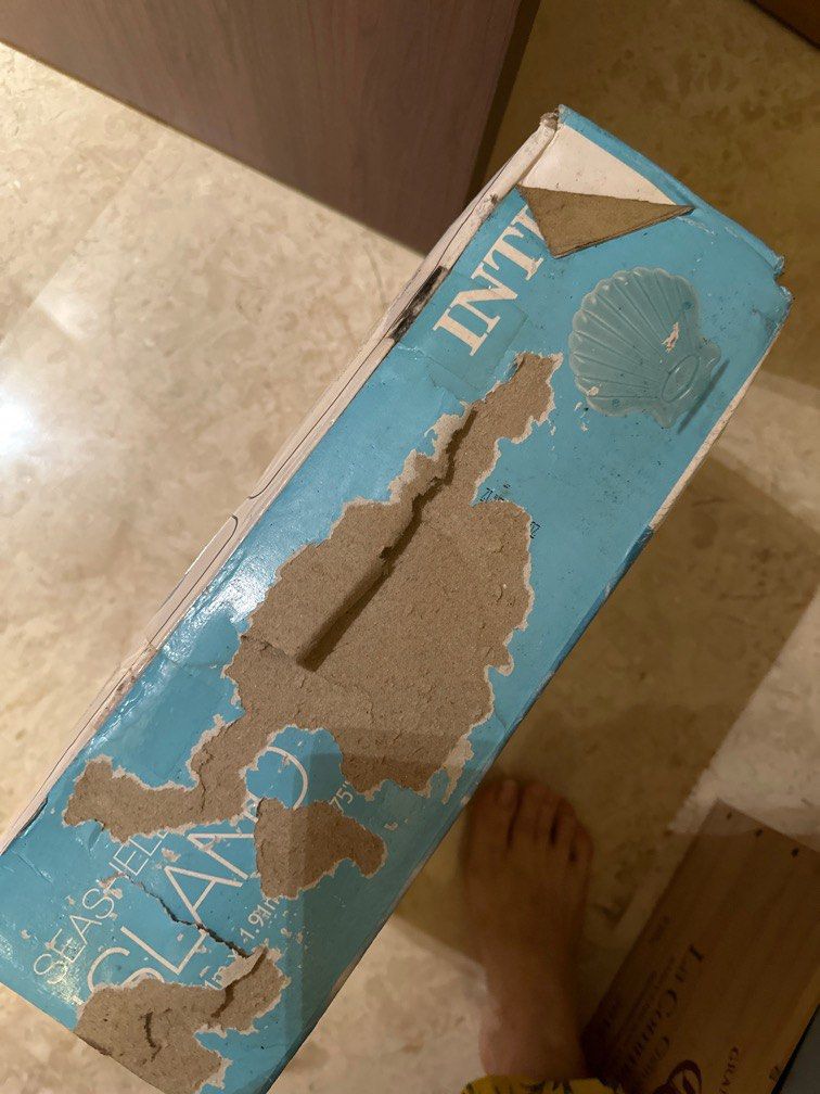 Intex big float sea shell, Sports Equipment, Other Sports Equipment and ...