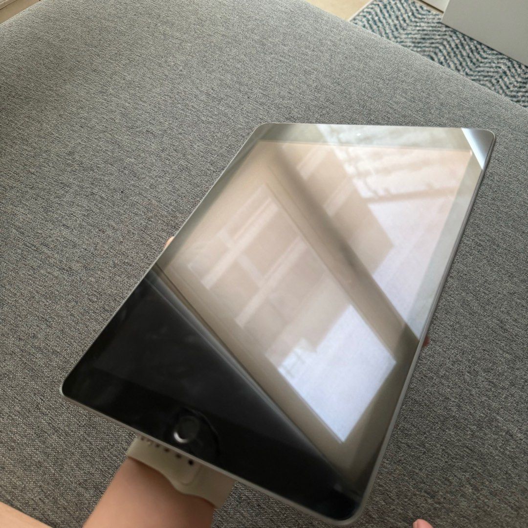 iPad 6th Gen with Pencil (Category: iPad) located in Mandaluyong City. Submitted by gofundmeow (Listing ID 1280787393, Image 2). Description: Barely used. 2019. 32GB. WiFi Only. Full specs here: https://m.gsmarena.com/apple_ipad_10_2_(2019)-9857.php No meetups please. Shipping only c/o buyer. BGC area..