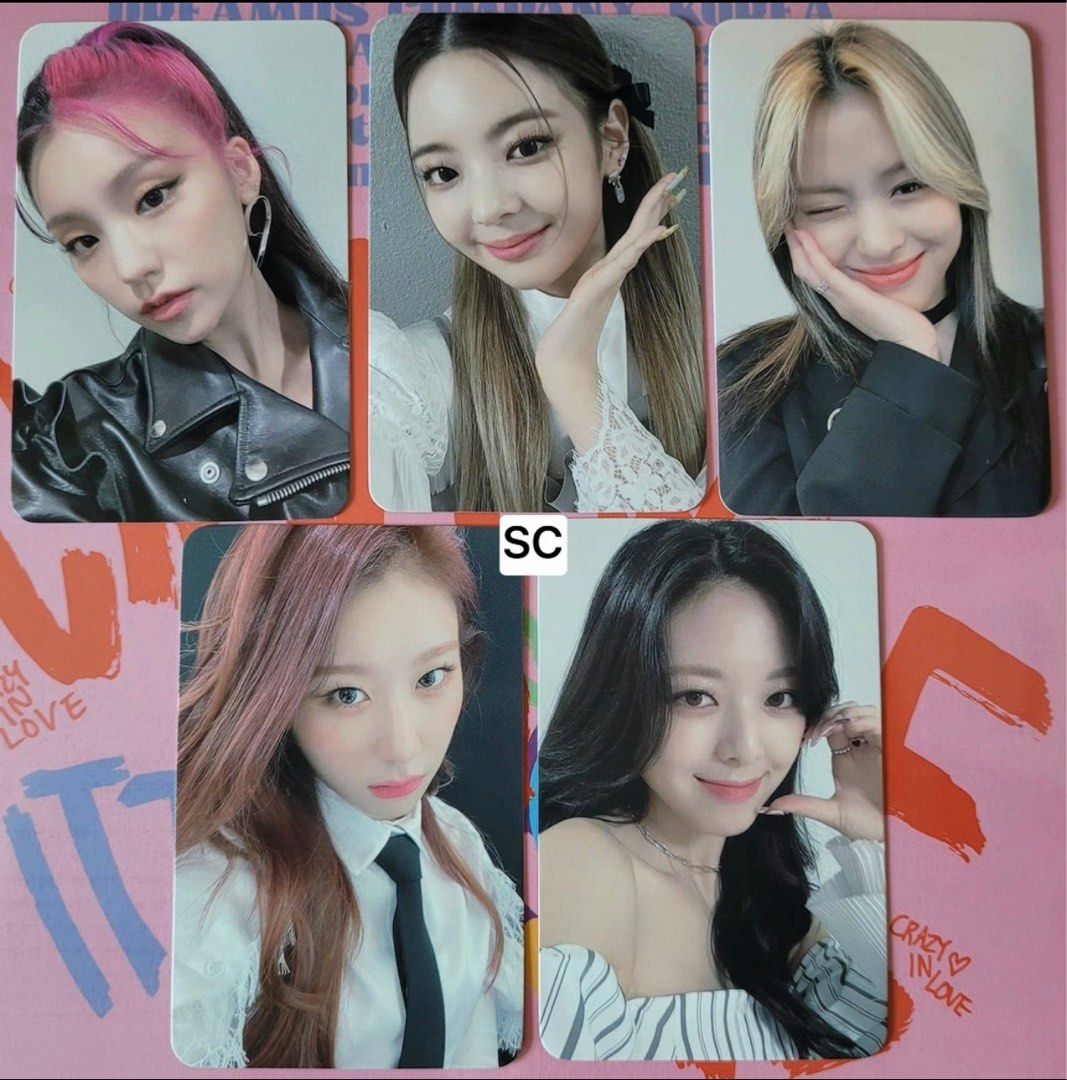 ITZY CRAZY IN LOVE MMT SHOWCASE FANSIGN POB PHOTOCARD PC