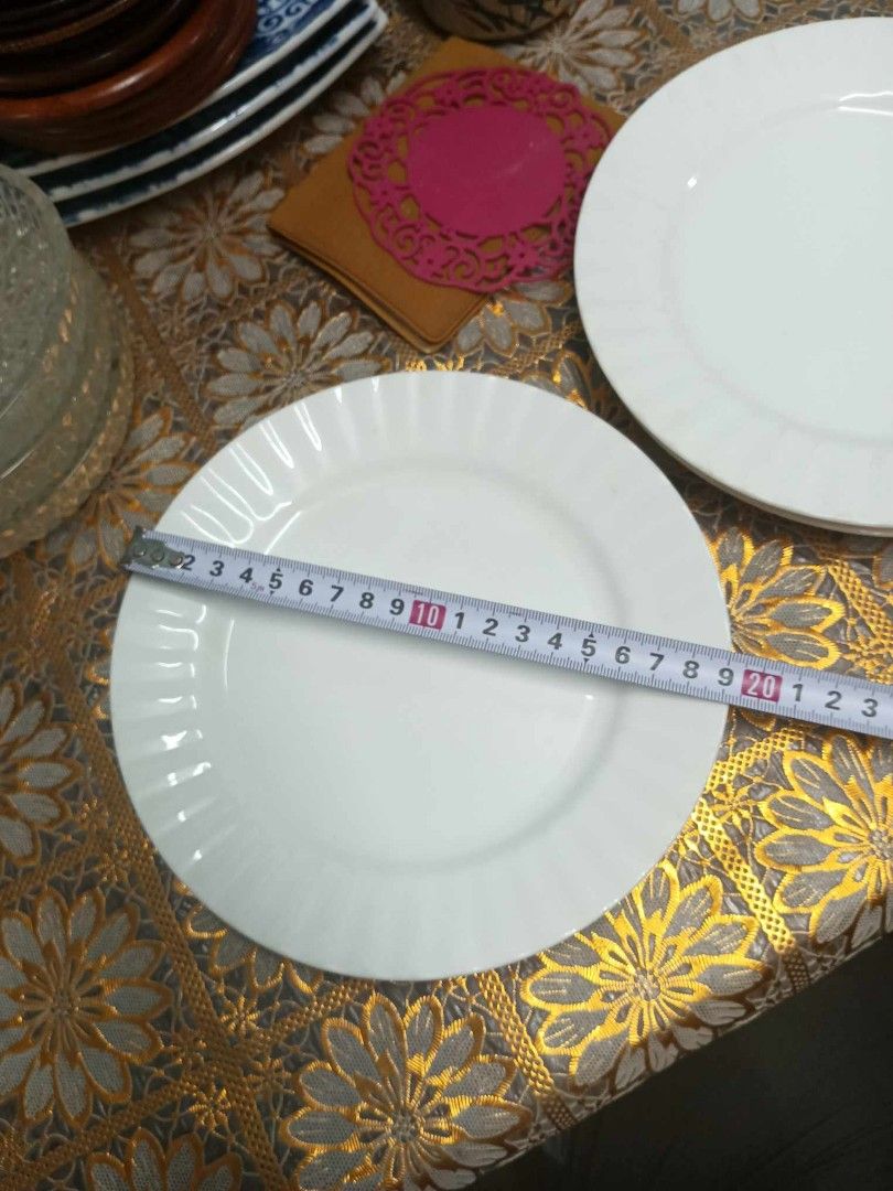 (Japan surplus) 3 pcs Dinner white plate (Category: Other Kitchenware & Tableware) located in Bulacan. Submitted by dacleslest16486 (Listing ID 1280990428, Image 3). Description: .