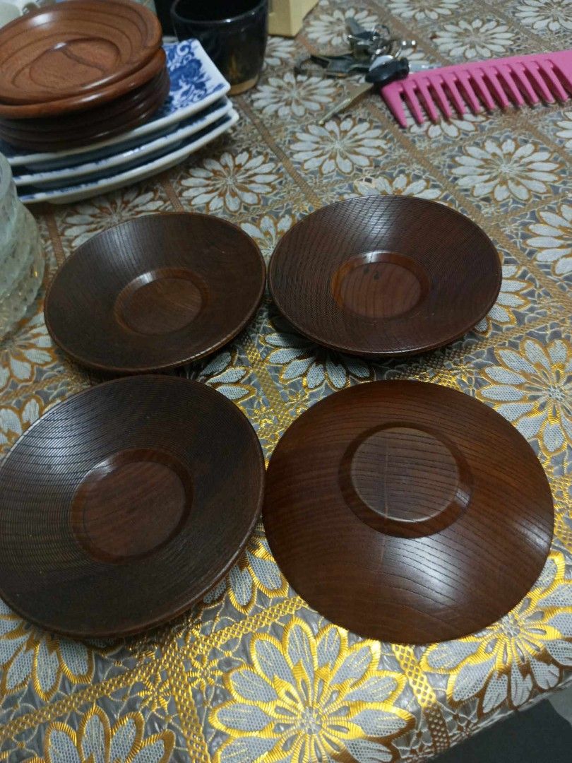 (Japan surplus) 4 pcs plastic saucer (Category: Other Kitchenware & Tableware) located in Bulacan. Submitted by dacleslest16486 (Listing ID 1280988895, Image 2). Description: .