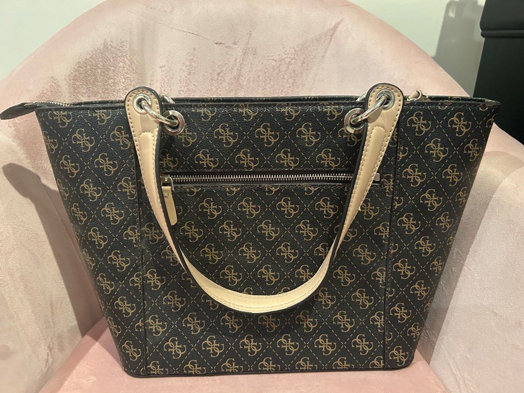 Guess kamryn q logo tote on sale