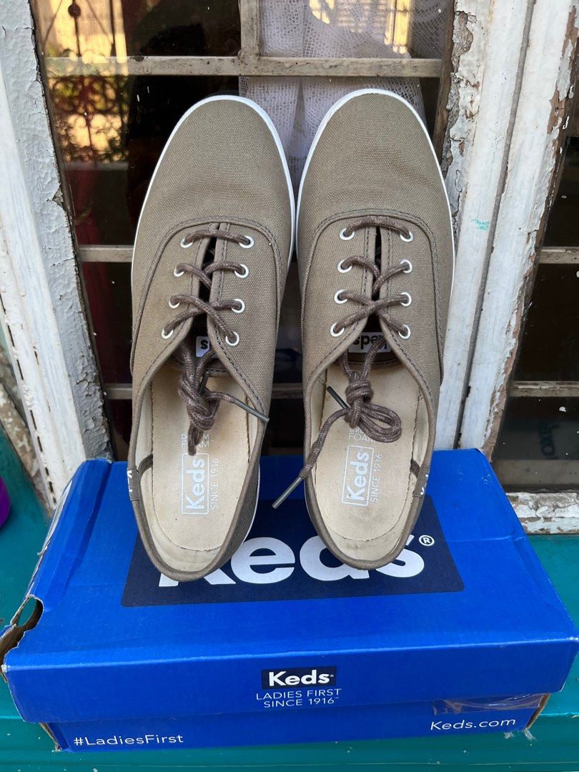 Olive shop champion shoes
