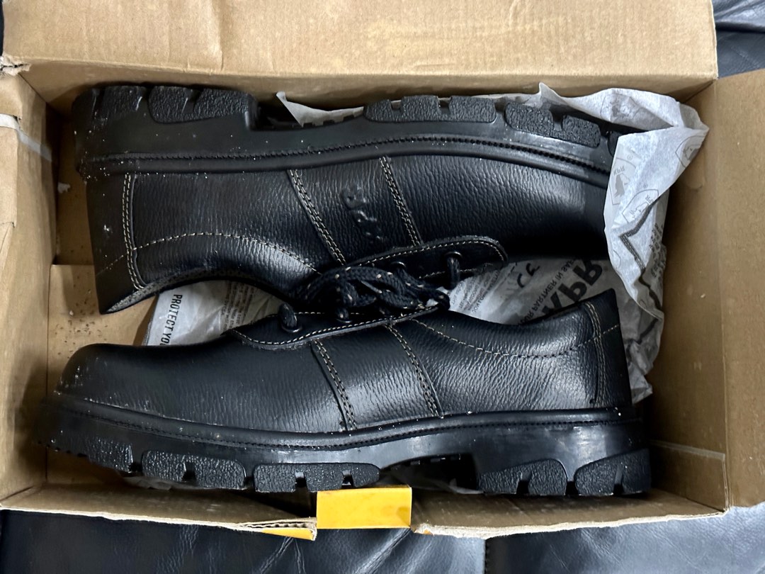 King power safety hotsell shoes