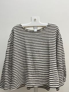 (Category: ) located in . Submitted by clearing_wardrobe (Listing ID 1280933944, Image 1). Description: .