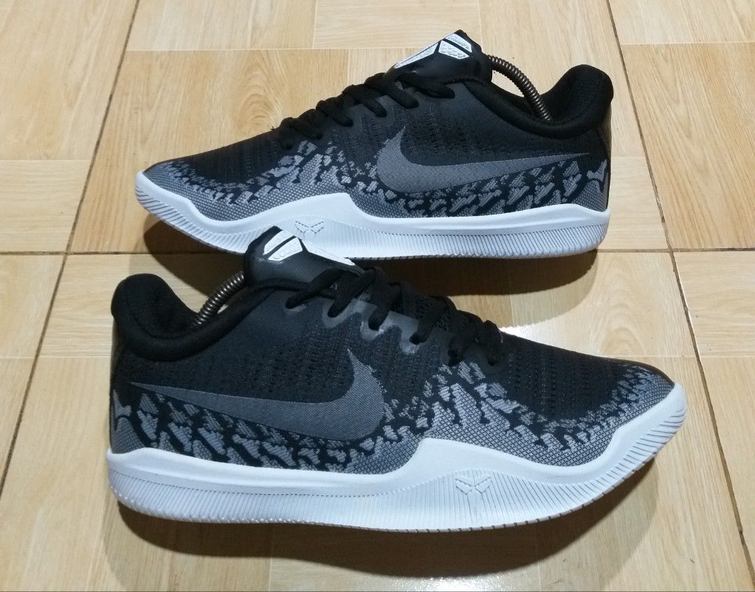 Mamba rage black and white sales