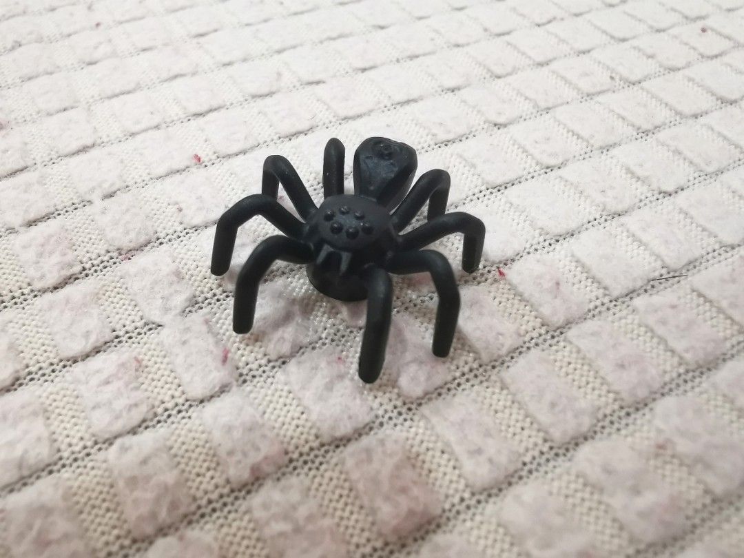 Lego store black spider