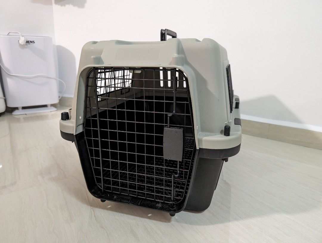 Used pet deals carrier