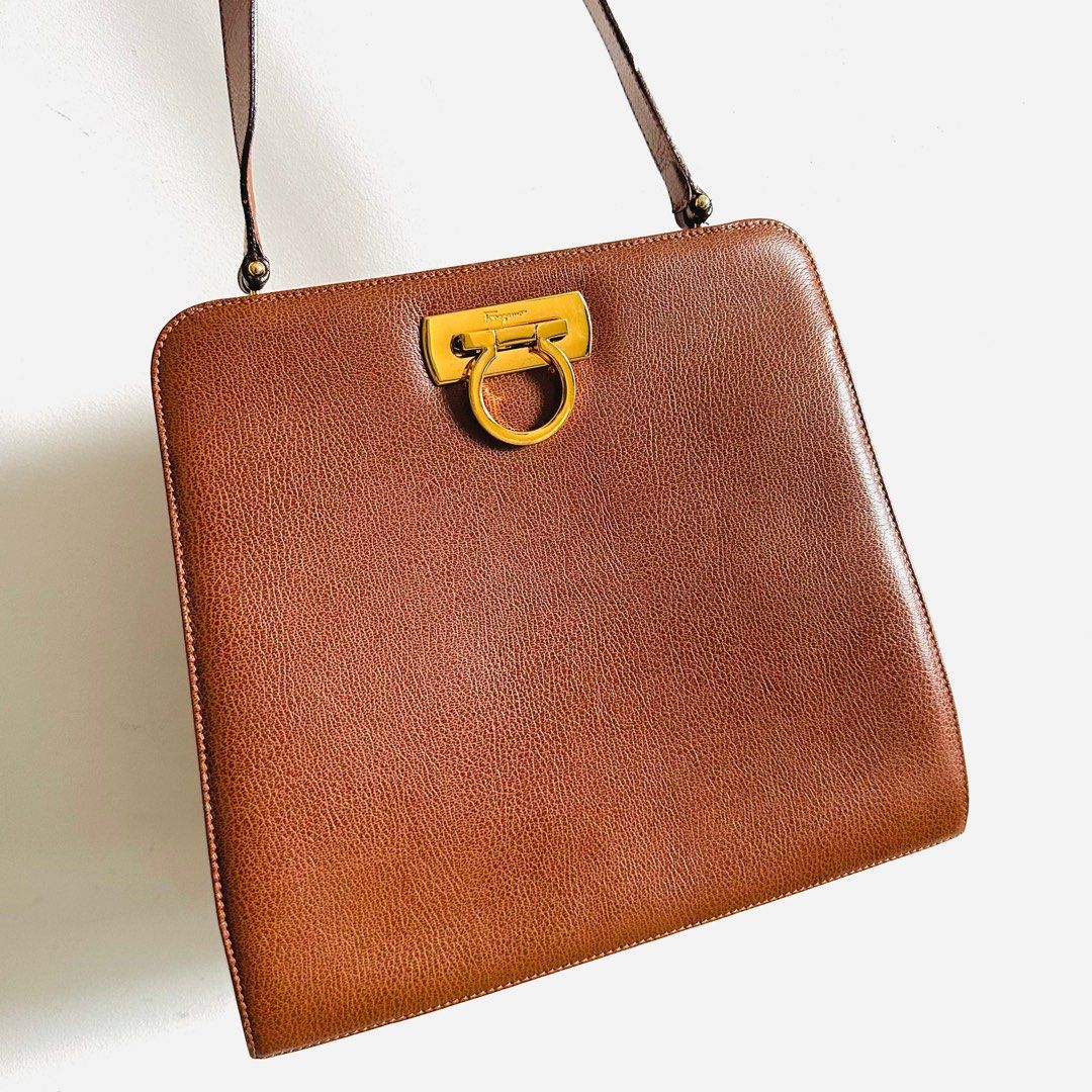 LIKE NEW Salvatore Ferragamo Gancini Caramel Tan Brown GHW Logo