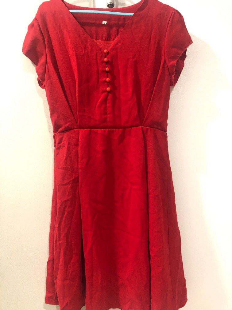 Casual red online dress with sleeves