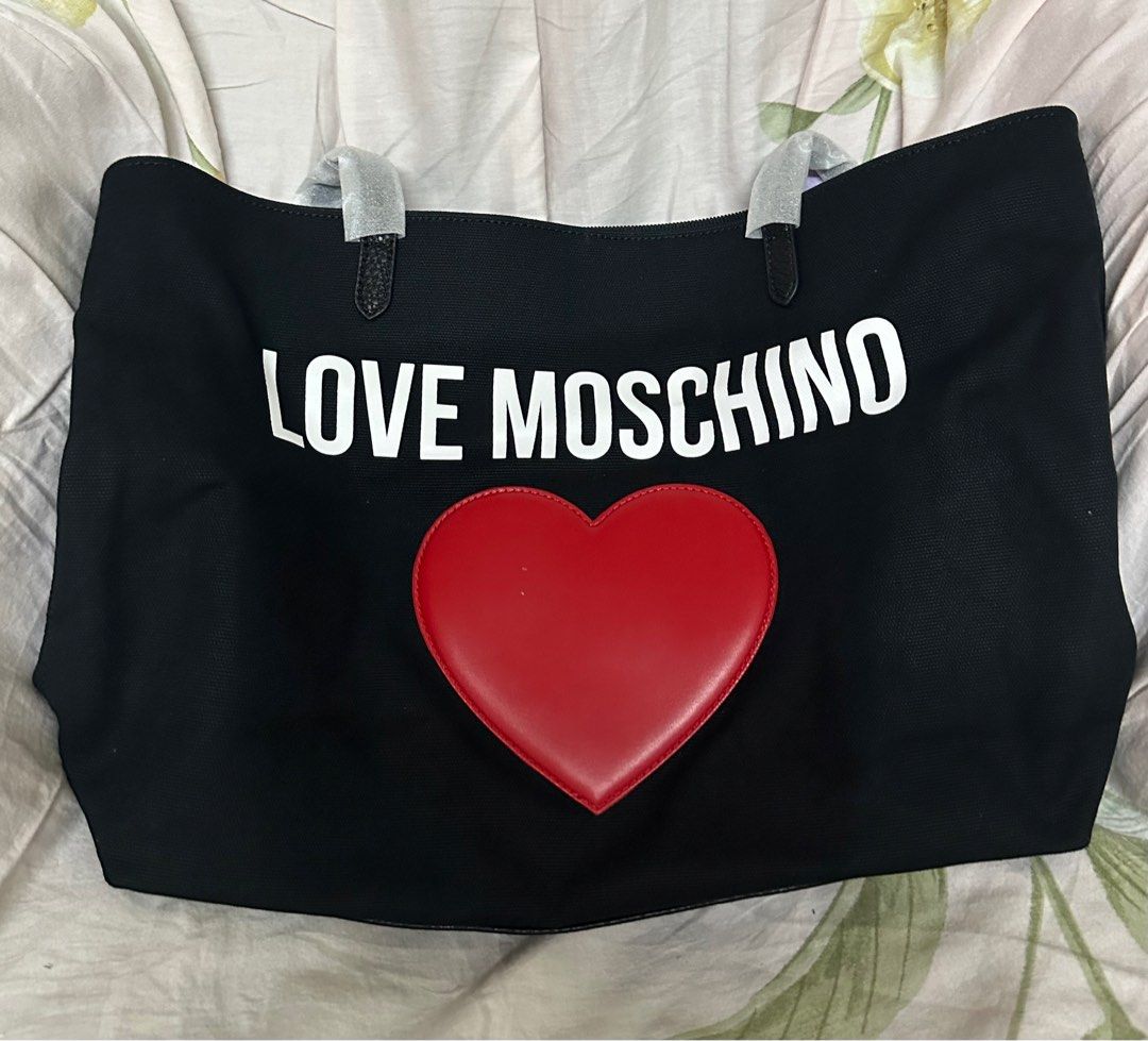 Love moschino tote bag chanel LV Tote Bags Carousell