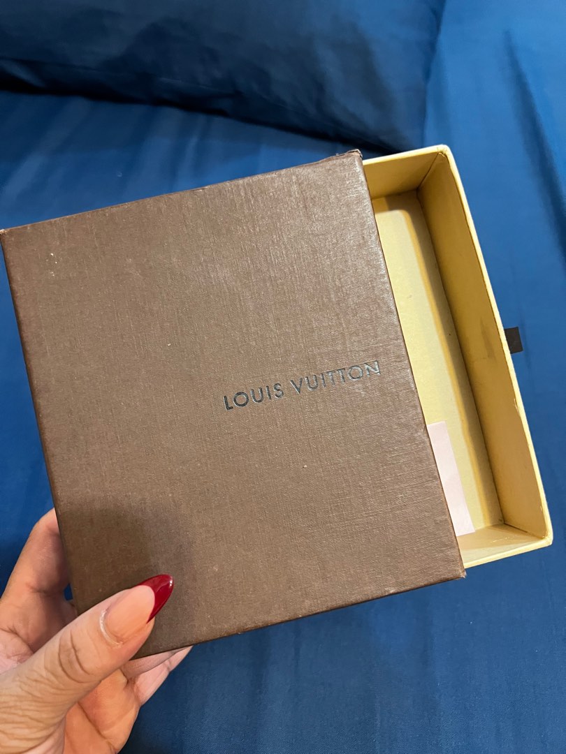 Lv discount wallet box