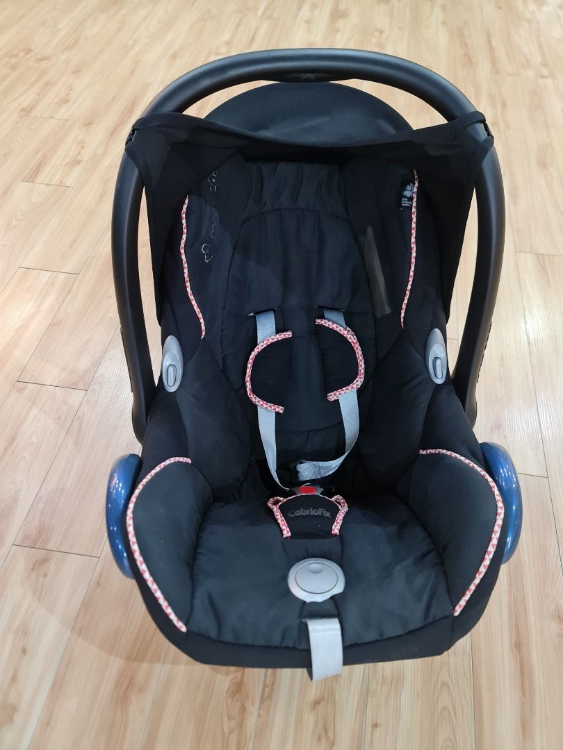 Maxi cosi cabriofix black sales diamond