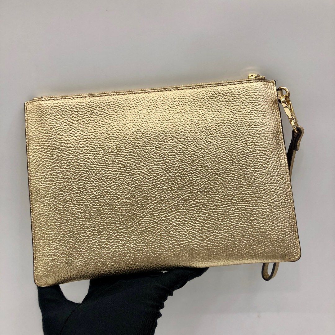 MICHAEL KORS GOLD WRISTLET POUCH 247002727 Luxury Bags