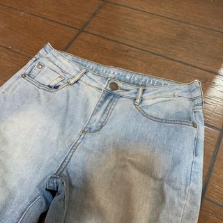 (Category: ) located in . Submitted by august.leo (Listing ID 1280870289, Image 1). Description: .