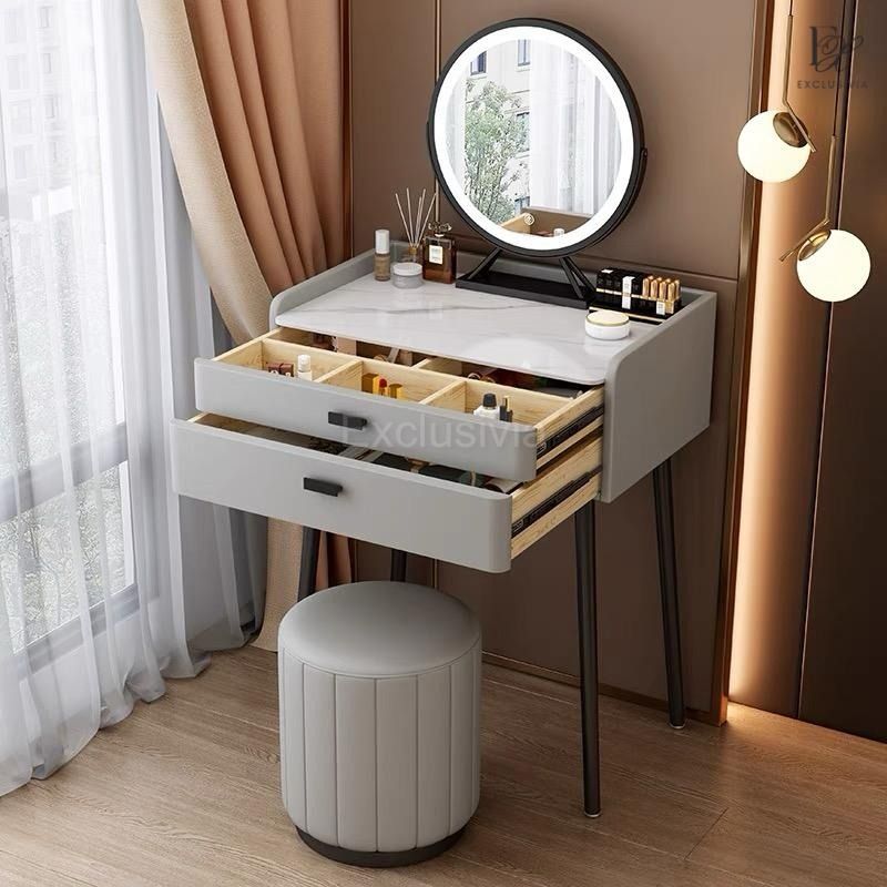 Modern Vanity Table Set RECCE, Furniture & Home Living, Furniture ...