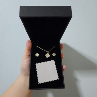 (Category: ) located in . Submitted by blessedgiftsall (Listing ID 1280970361, Image 1). Description: .