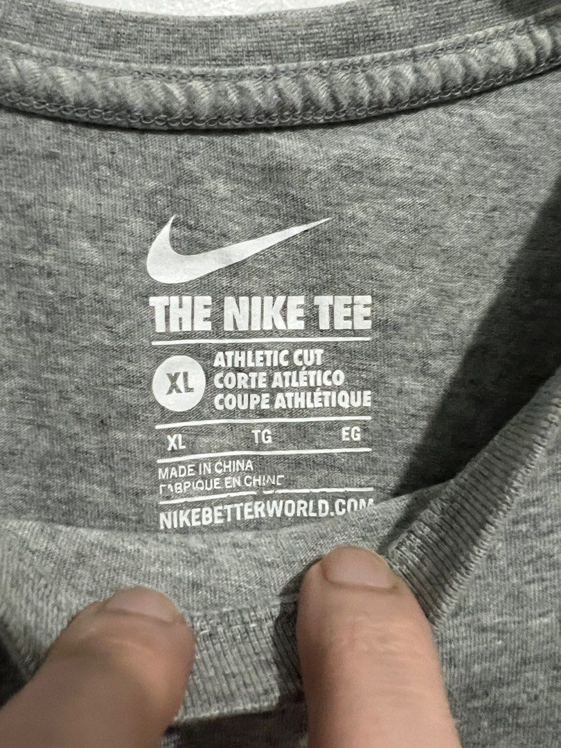 Nike Tee (Category: Tshirts & Polo Shirts ) located in Makati City. Submitted by Row23 (Listing ID 1280821201, Image 3). Description: Self owned not thrift Closet queen W 20.4 L 27.8 CR 9.4/10 XL on tag No issue 300+sf MOP Gcash JnT courier .