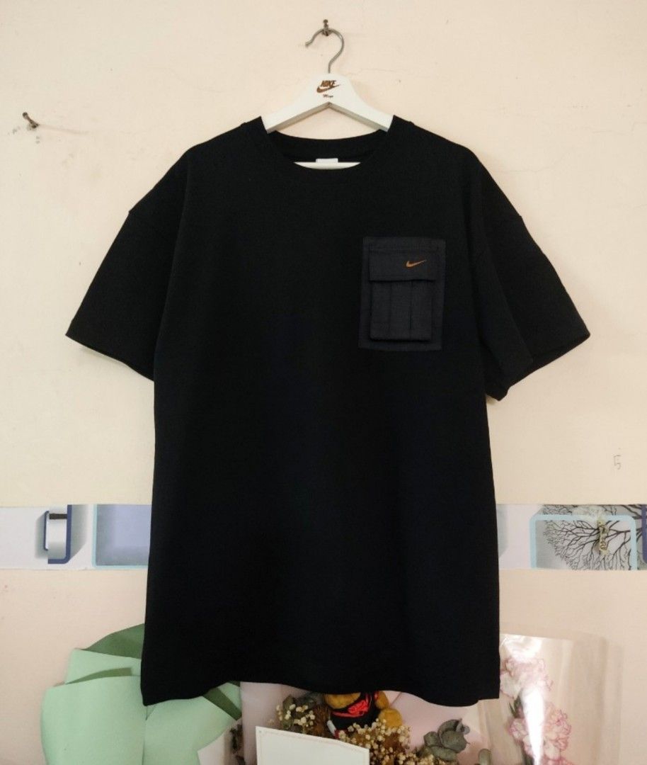 Nike travis deals tee