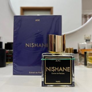 (Category: ) located in . Submitted by europebrandedperfumes (Listing ID 1280988945, Image 1). Description: .
