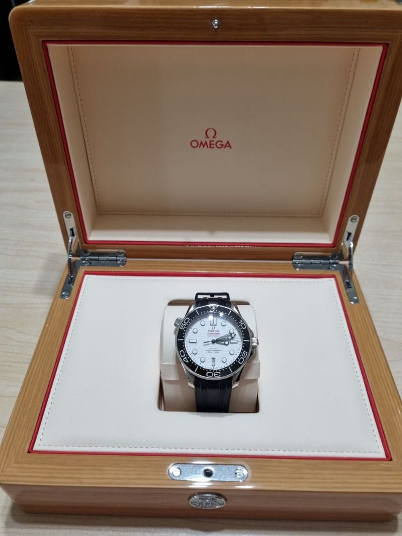 Omega Seamaster Diver 300M Co-Axial Master Chronometer 42mm Men's ...
